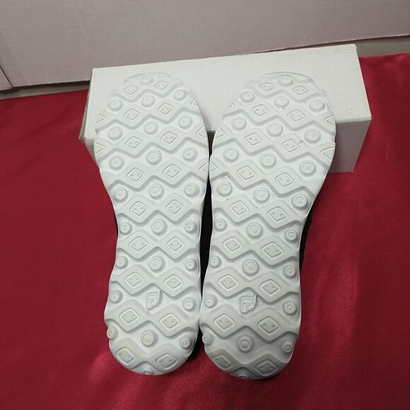 Propet Travelactiv Women's. SZ 8EE Mary Jane Black Casual Shoes - Picture 11 of 12